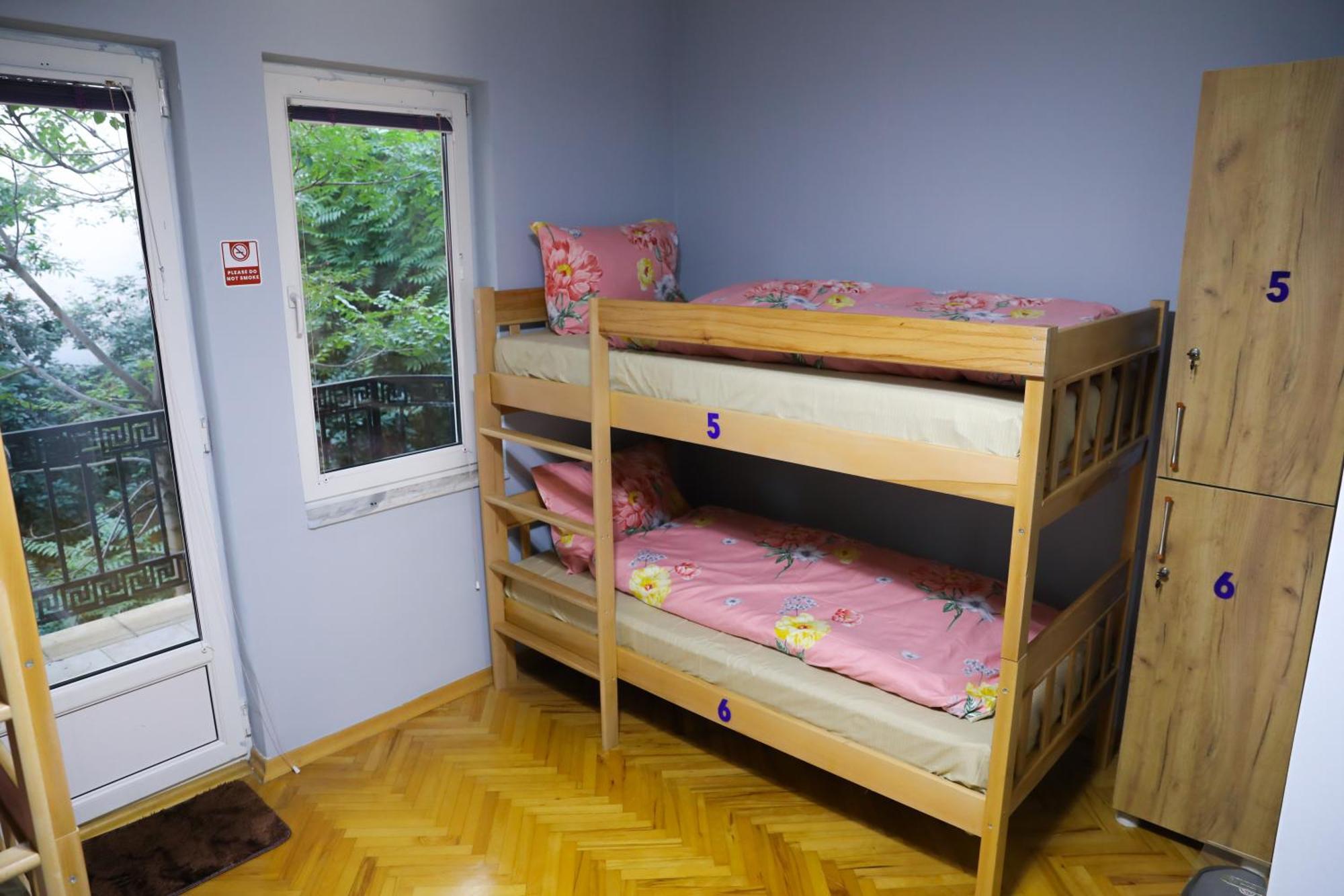 City Park Hostel Priștina Exterior foto